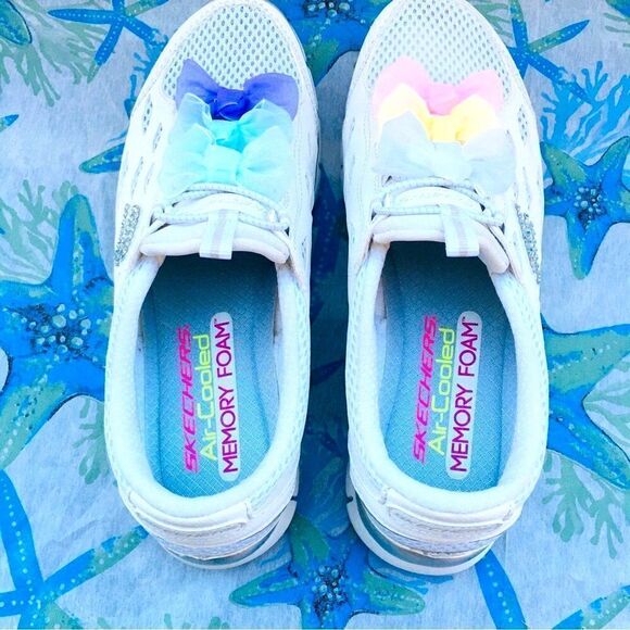 KAWII Swarovski Crystal Custom Skechers🦋💕🌺💝🦋 - Picture 5 of 13